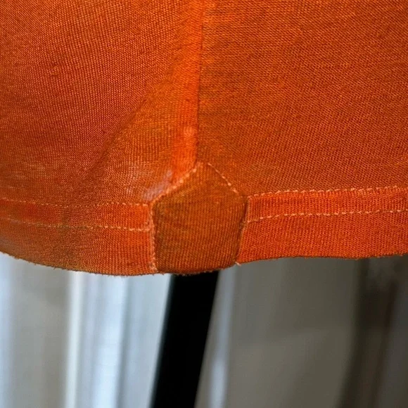 Hutch men’s v-neck shortsleeve t-shirt soft vintage set of 2 tan & orange Large - Picture 12 of 16